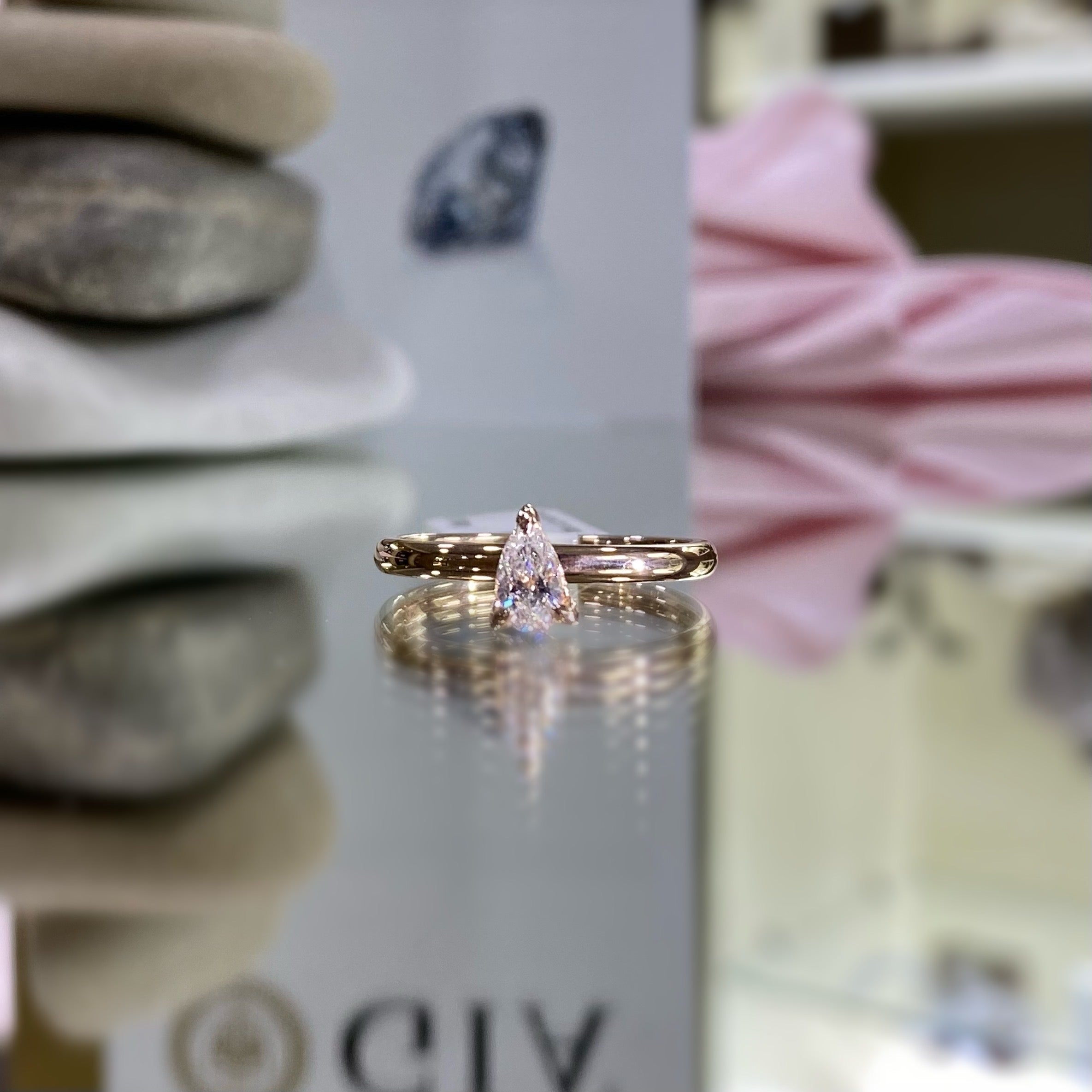 Годежен пръстен от розово злато с Диамант 0.30 карата